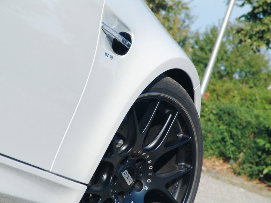 Детали экстерьера BMW M3 Compressor by Manhart Racing (E92) 2010 года  (фото 9 из 10)